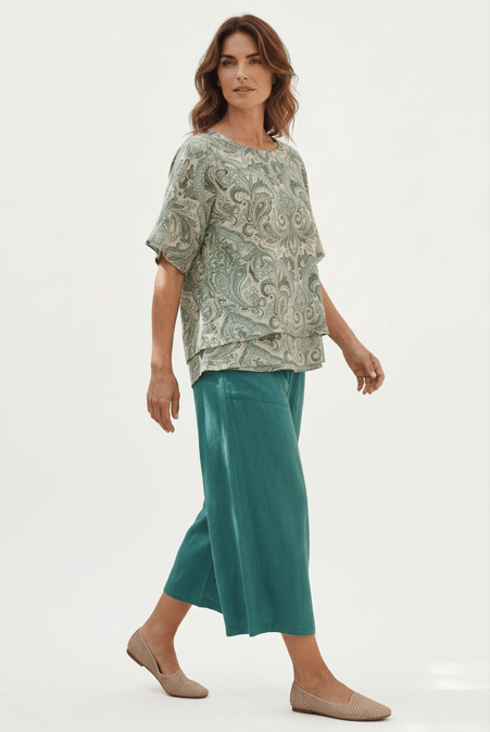 Load image into Gallery viewer, Equinox Womens Linen Blend 3/4 Length Pant with Pockets
