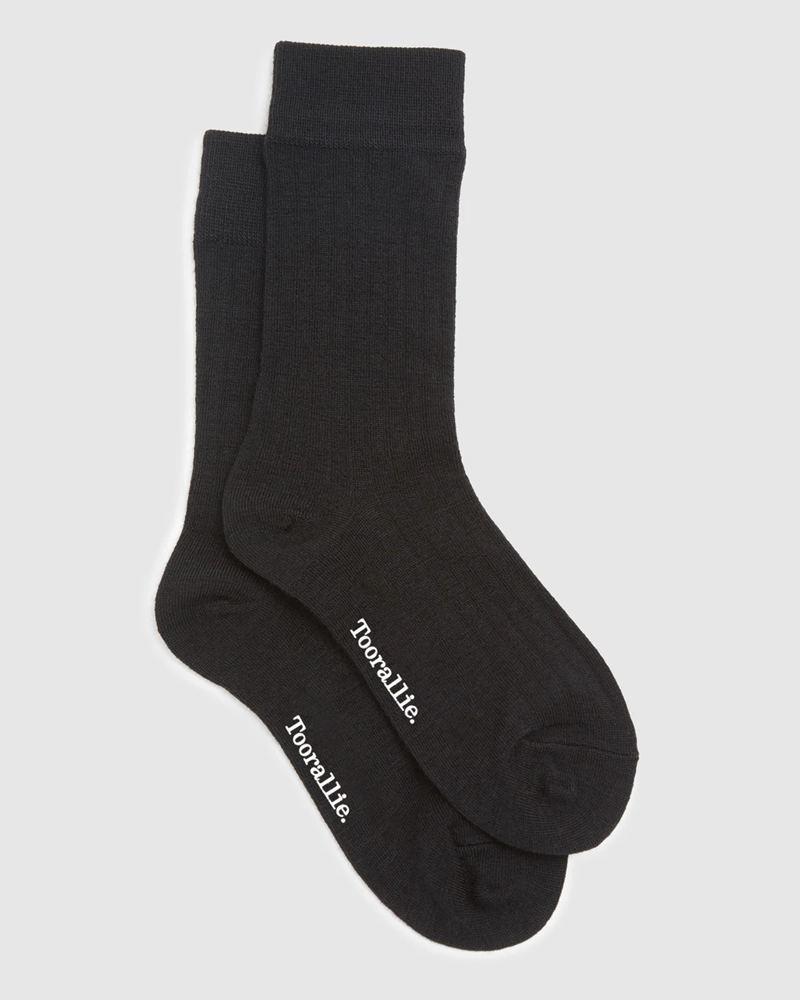 Load image into Gallery viewer, Toorallie Womens Fine Merino Socks - Black
