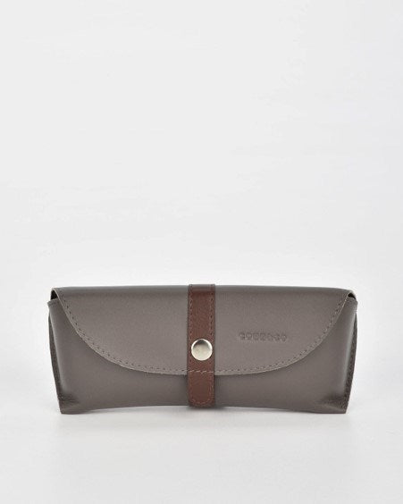 Load image into Gallery viewer, Cobb &amp; Co Mens Iris Anti-Theft Technology Leather Glasses Holder
