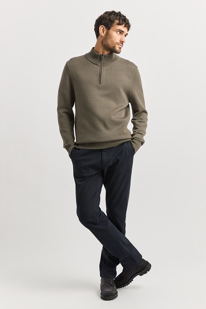 Load image into Gallery viewer, Toorallie Mens Trademark Half Zip - Falcon
