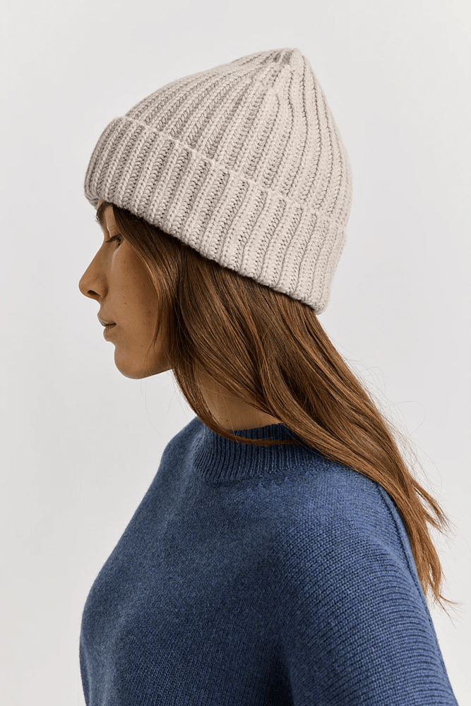 Load image into Gallery viewer, Toorallie Womens Chunky Wool Beanie - Light Oat
