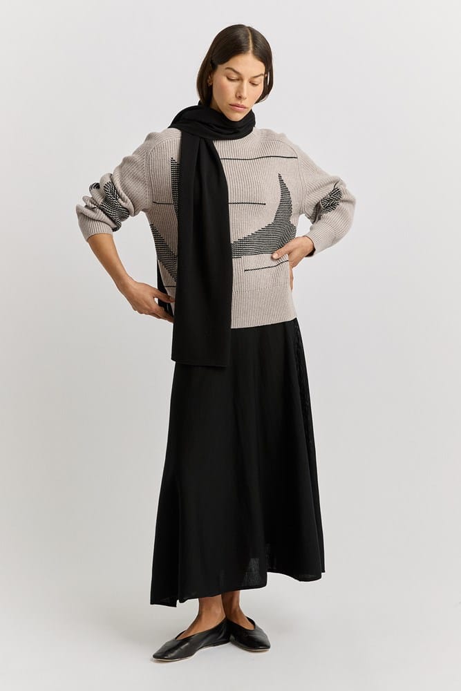 Load image into Gallery viewer, Toorallie Womens Fine Rib Scarf - Black
