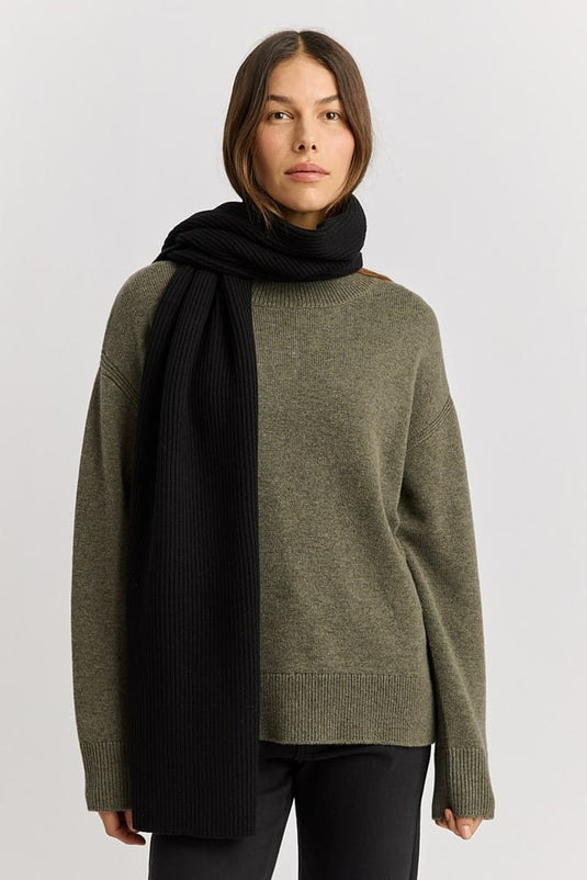 Toorallie Womens Extra Fine Merino Scarf - Black