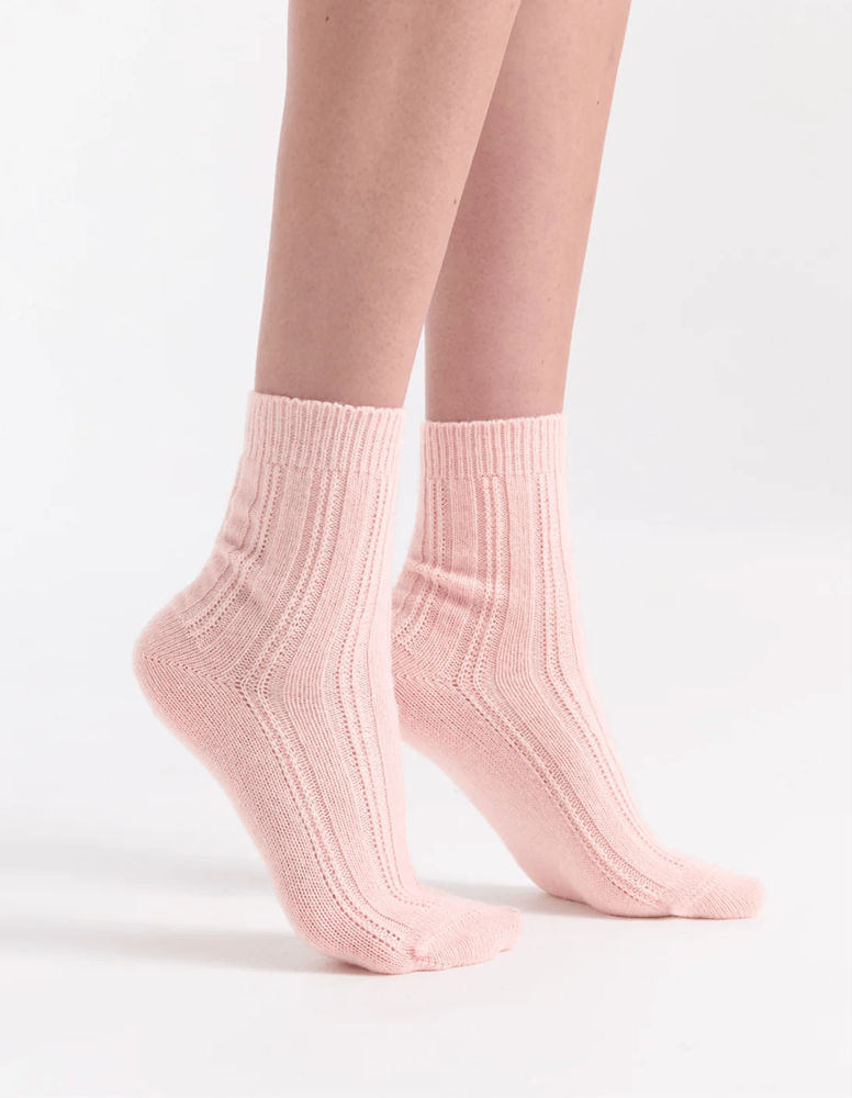 Load image into Gallery viewer, Levante Angelina Cable Crew Sock
