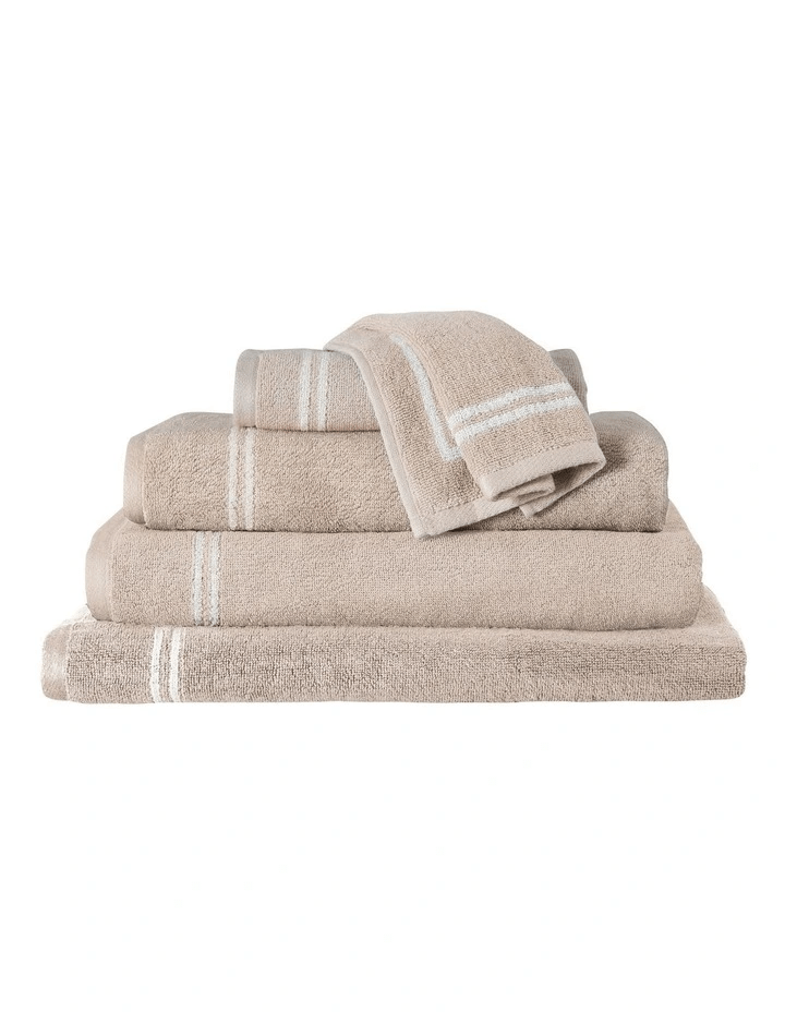 Load image into Gallery viewer, Private Collection Astoria Cotton Towel Range
