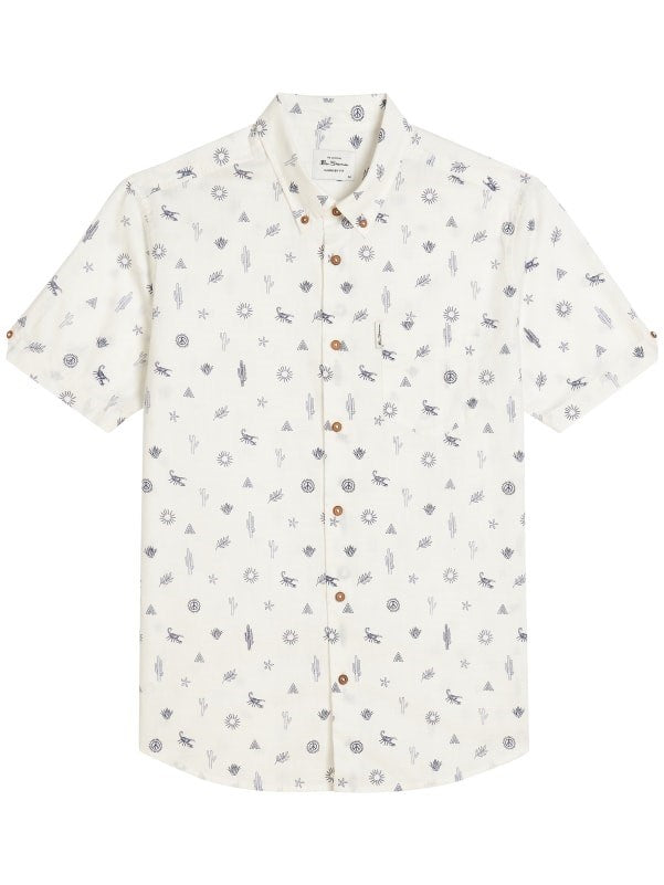 Load image into Gallery viewer, Ben Sherman Mens Short Sleeve Festival Print Shirt in Snow White
