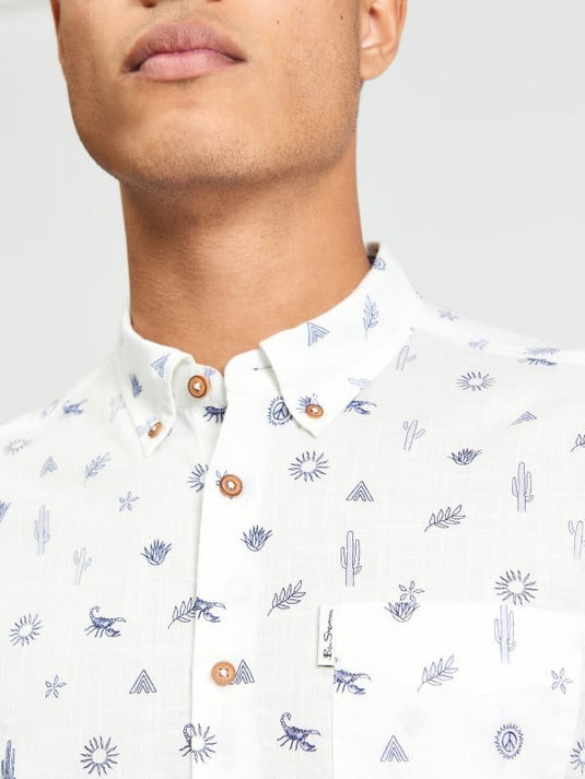 Ben Sherman Mens Short Sleeve Festival Print Shirt in Snow White