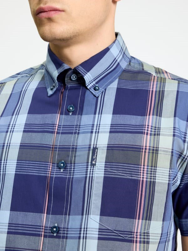 Load image into Gallery viewer, Ben Sherman Mens Short Sleeve Block Check Shirt in Twilight Denim
