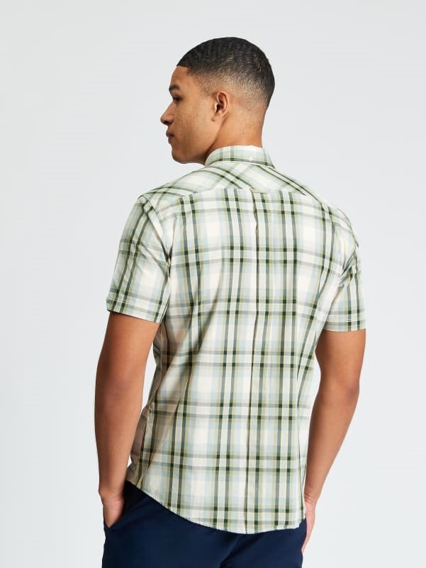 Load image into Gallery viewer, Ben Sherman Mens Short Sleeve Classic Check Shirt
