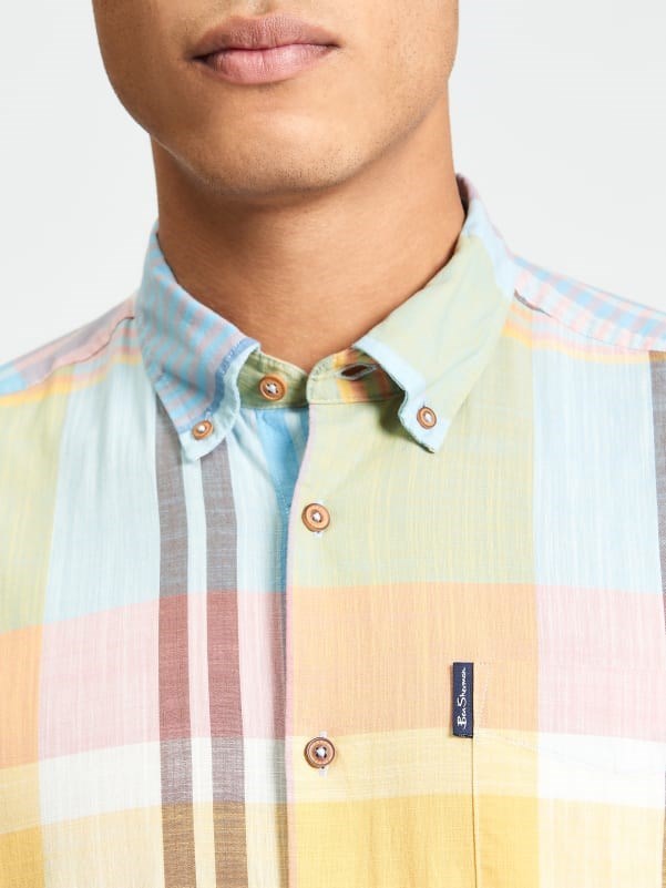 Load image into Gallery viewer, Ben Sherman Mens Short Sleeve Large Madras Check Shirt in Zest
