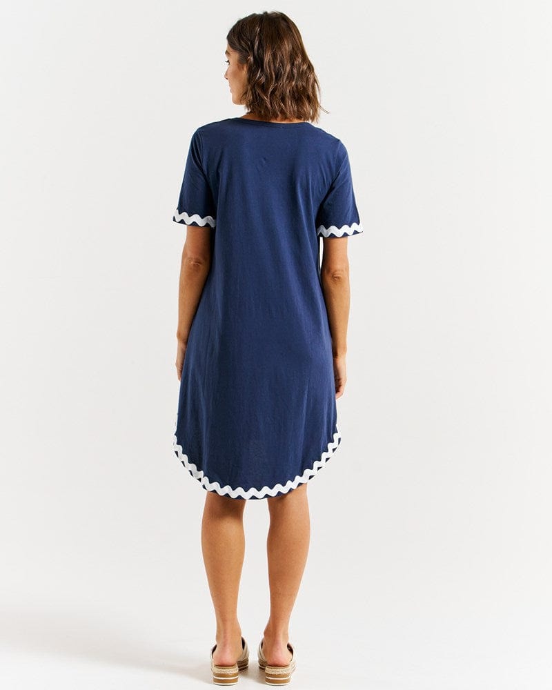 Load image into Gallery viewer, Betty Basic Womens Nyree Dress
