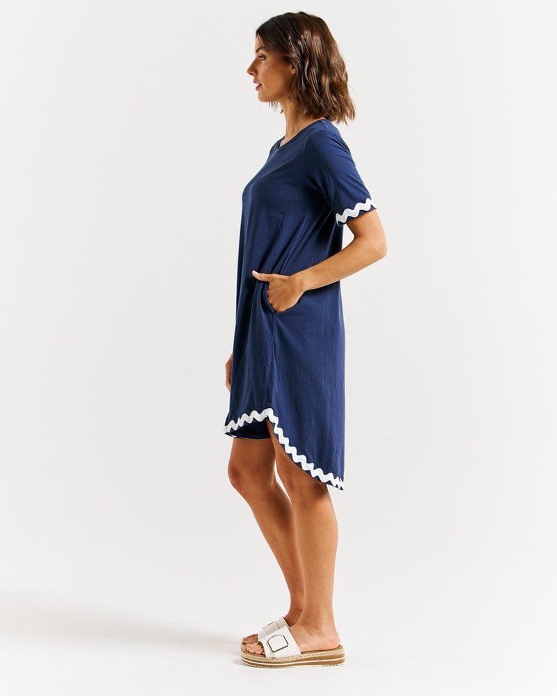 Load image into Gallery viewer, Betty Basic Womens Nyree Dress
