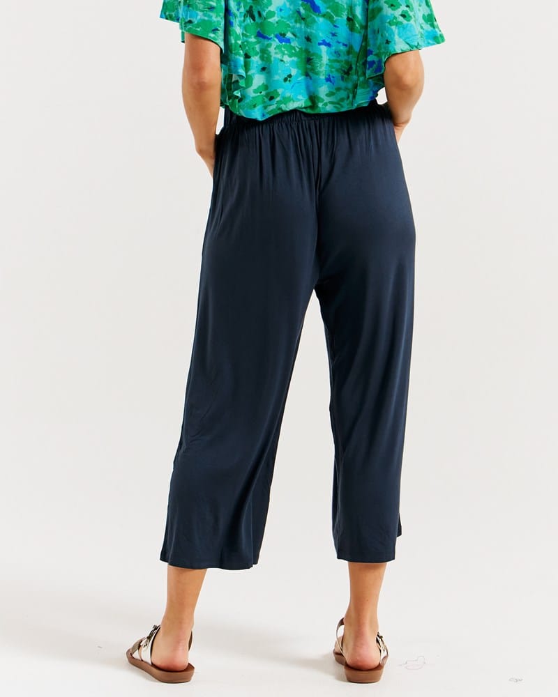 Load image into Gallery viewer, Betty Basics Womens Athena Cropped Pant
