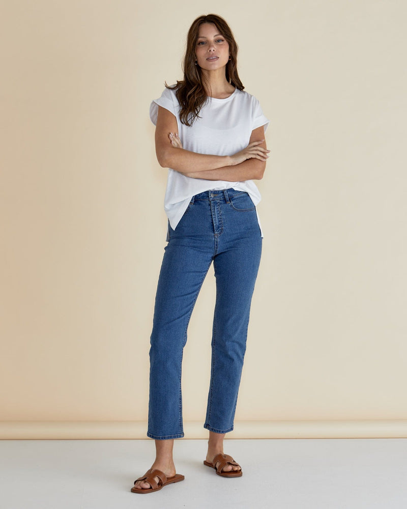 Load image into Gallery viewer, Betty Basics Womens Stella Straight Leg Jeans - Vintage Wash
