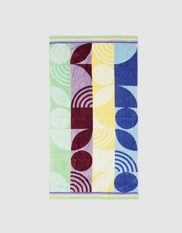 Load image into Gallery viewer, Bambury Echo Jacquard Beach Towel
