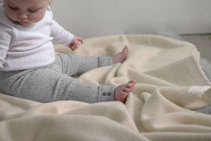 Load image into Gallery viewer, Onkaparinga Australian Wool Baby Cot Blanket Cream
