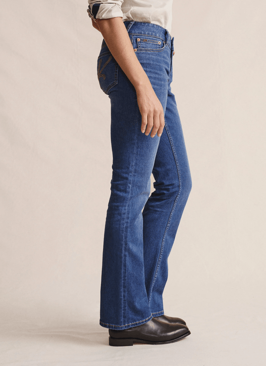 S. Kidman Womens Bimbi Bootleg Jean - Mid Wash