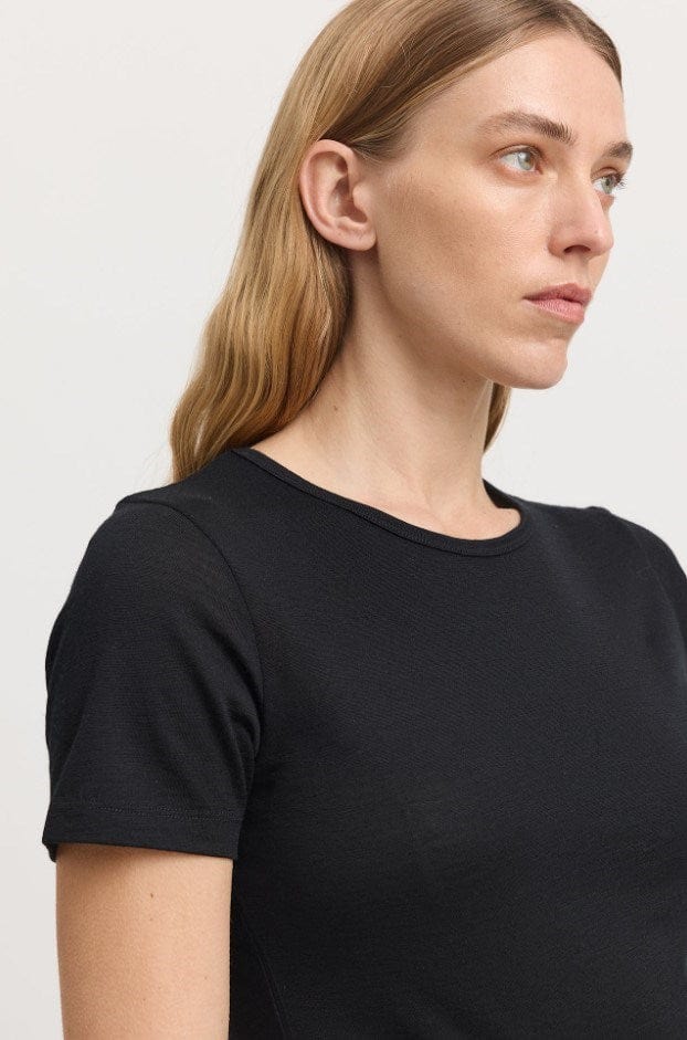 Load image into Gallery viewer, Toorallie Womens Short Sleeve Black Merino Tee
