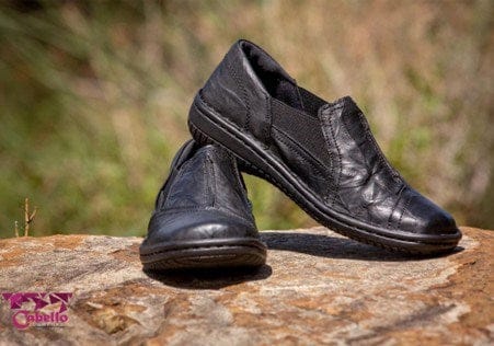 Cabello Comfort Womens Black Crinkle Shoe