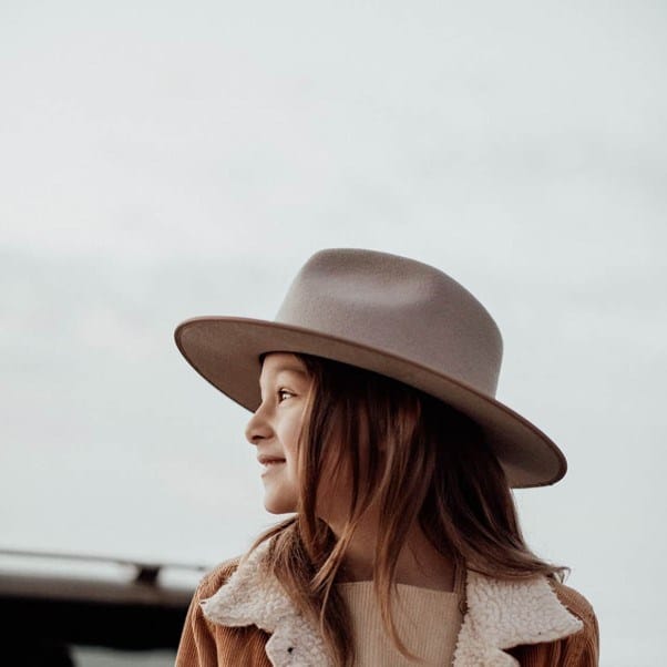 Load image into Gallery viewer, Will &amp; Bear Kids Little Calloway Hat - Fawn
