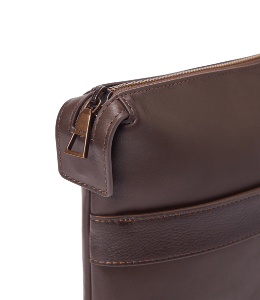 R.M. Williams Farrier Laptop Case - Chestnut
