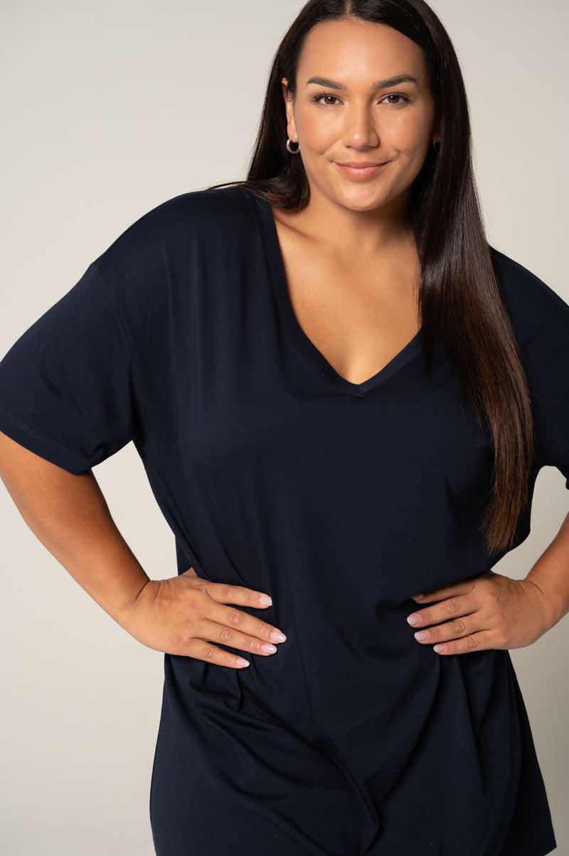 Load image into Gallery viewer, Contare Womens French Navy CloudSoft T-Shirt Nightie
