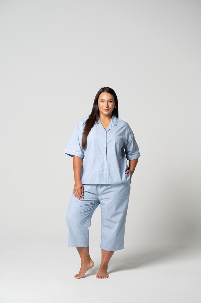 Load image into Gallery viewer, Contare Women’s Refined Cotton Short Sleeve Crop Pyjama Set - Chambray

