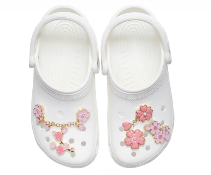 Load image into Gallery viewer, Crocs Jibbitz Blooming Cherry Blossom 5 Pack
