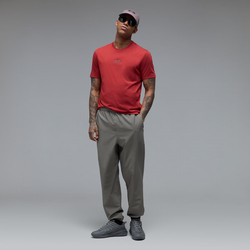 Load image into Gallery viewer, Oakley Mens Edge Force Short Sleeve Tee
