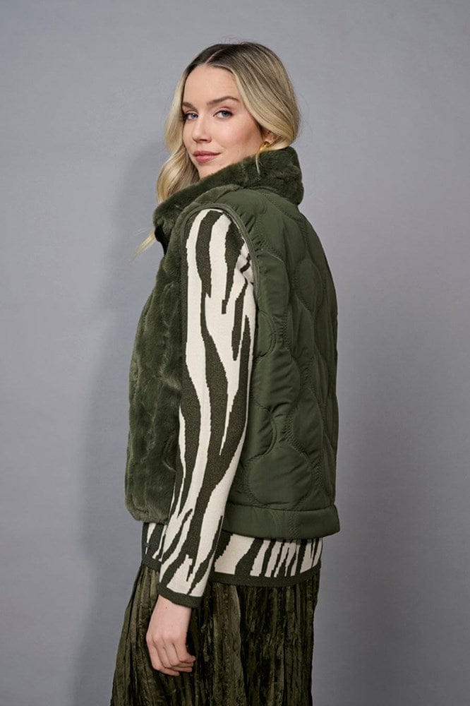 Load image into Gallery viewer, Picadilly Womens Faux Fur Zip-Front Vest
