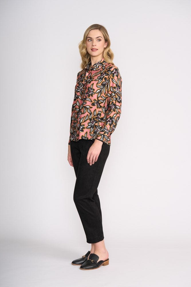 Load image into Gallery viewer, Foil Womens Raiser Pant - Black
