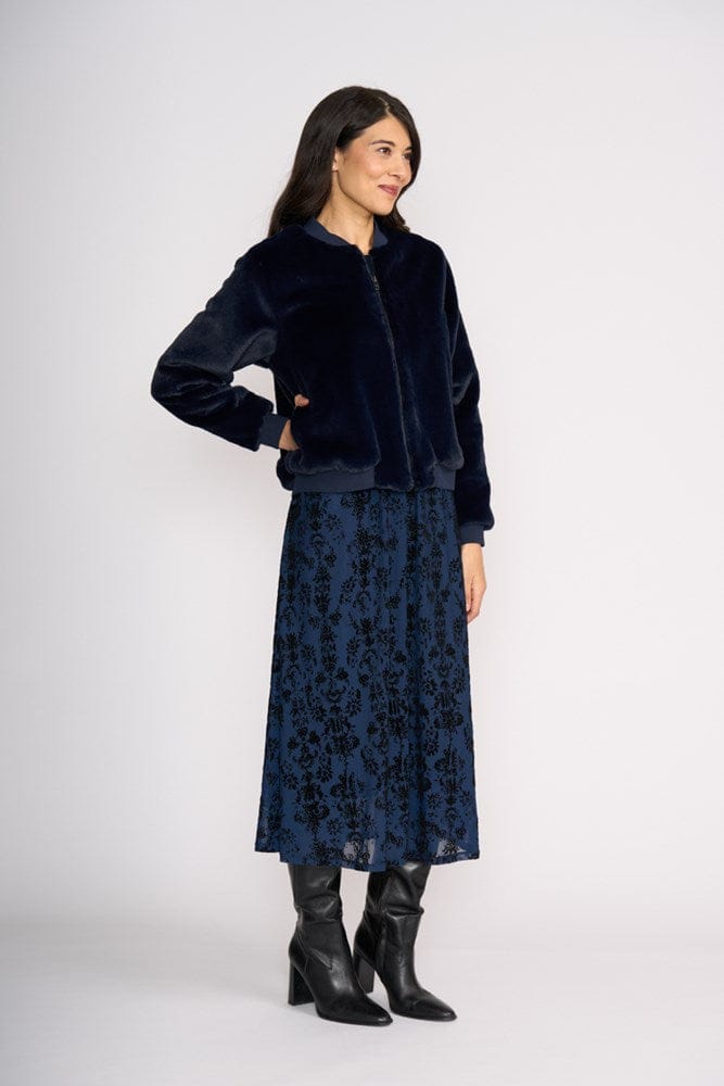 Load image into Gallery viewer, Foil Womens Fur Sure Jacket - Midnight
