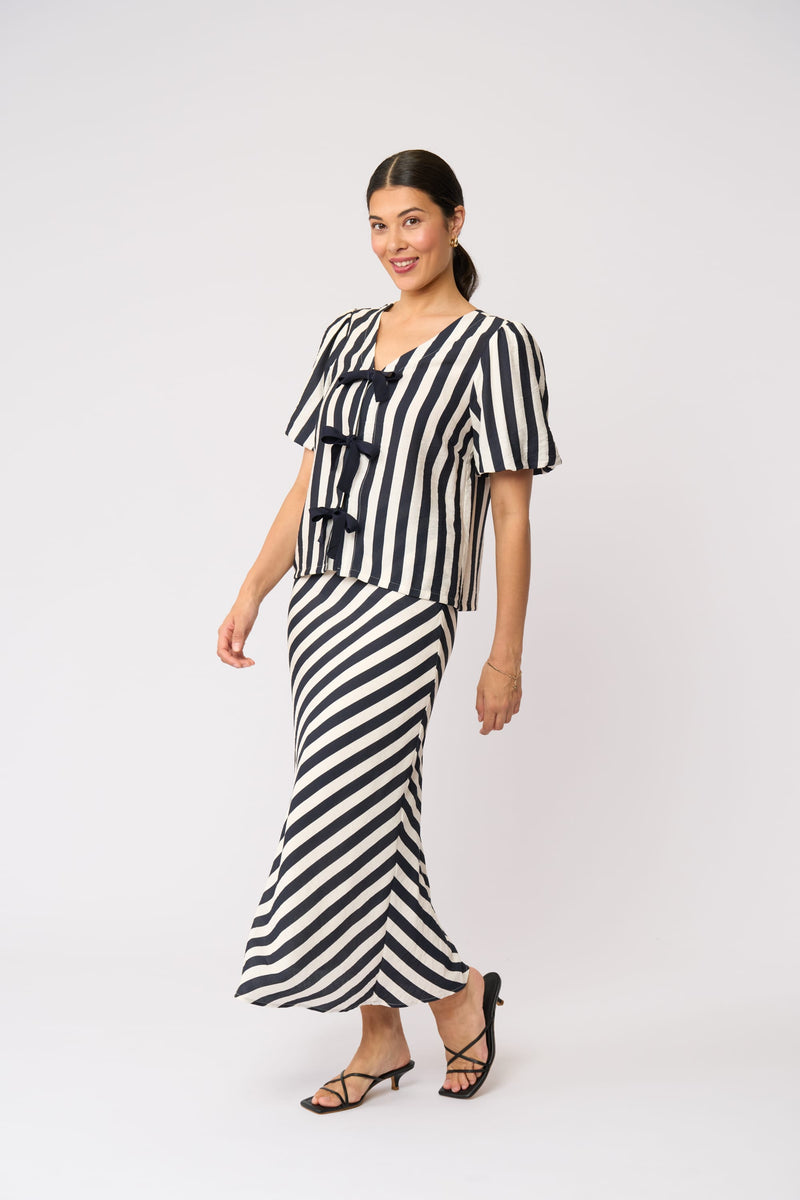 Load image into Gallery viewer, Foil Womens Stripe Right Skirt
