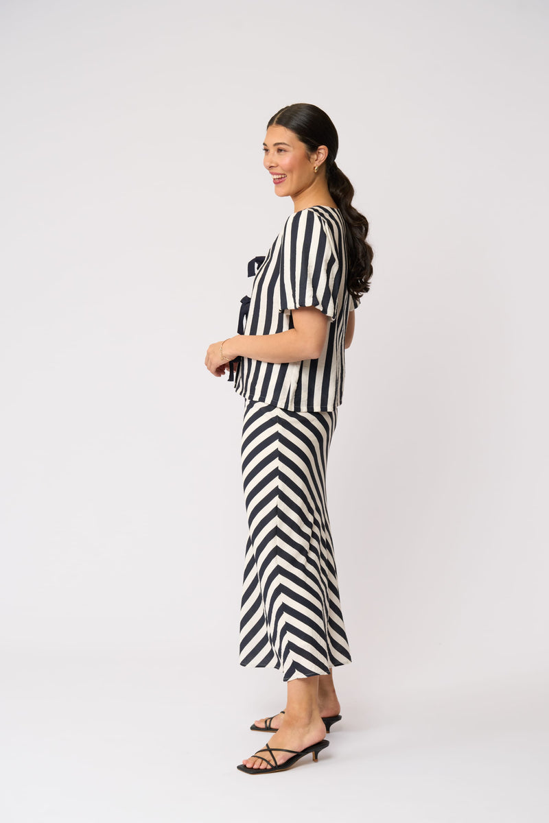 Load image into Gallery viewer, Foil Womens Stripe Right Skirt
