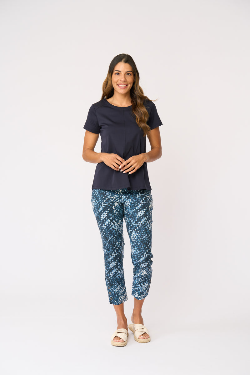 Load image into Gallery viewer, Foil Womens Perfect Balance Pant Printed

