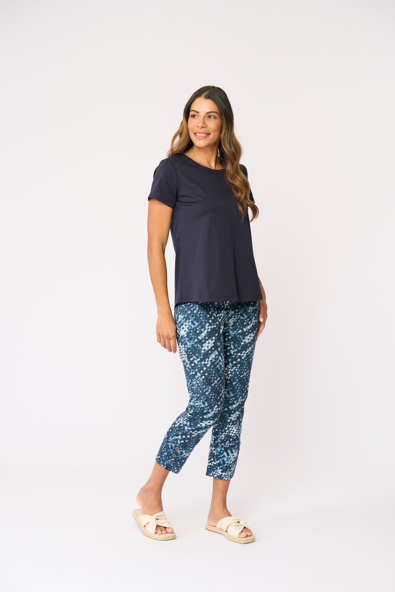 Load image into Gallery viewer, Foil Womens Perfect Balance Pant Printed

