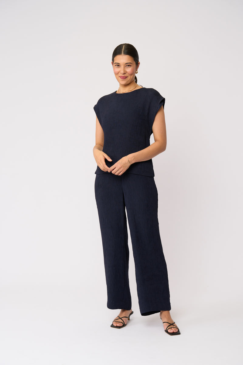 Load image into Gallery viewer, Foil Womens Shell-Abrate Top
