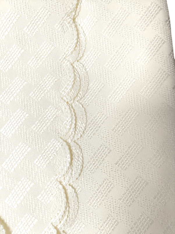Load image into Gallery viewer, Invitation Fantasia 180cm Round Tablecloth
