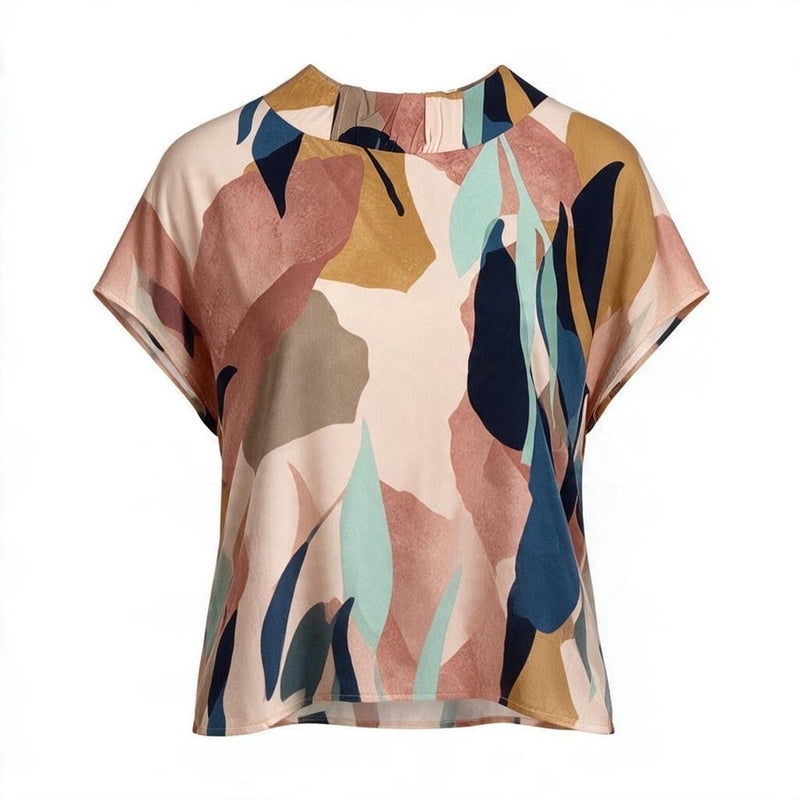 Load image into Gallery viewer, Formation Womens Knit Top
