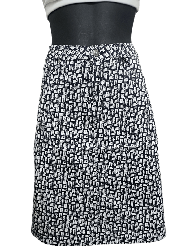 Load image into Gallery viewer, Vassalli Womens Printed Lightweight Skirt With Centre Back Vent - Cove
