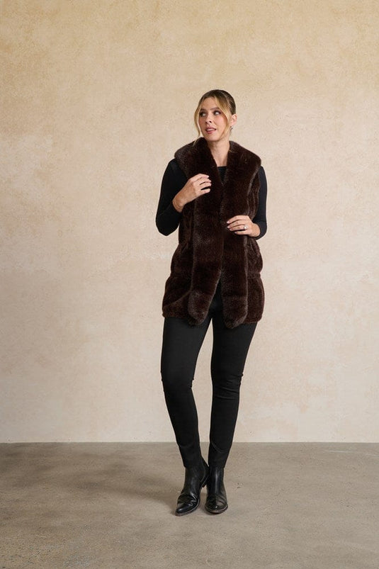 Holmes & Fallon Womens Long Faux Fur Vest - Chocolate