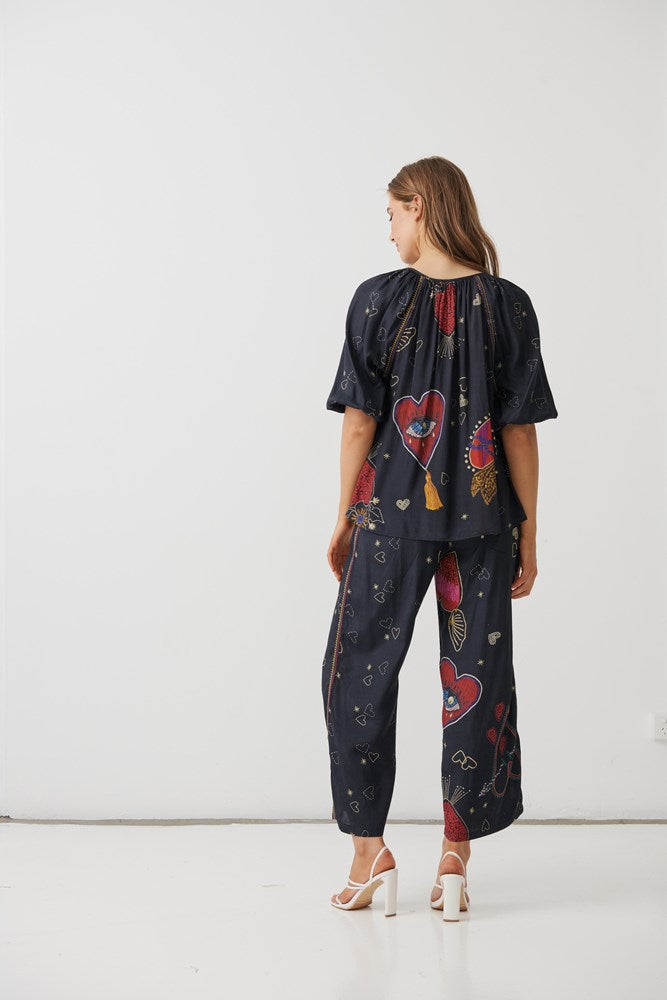 Load image into Gallery viewer, Holmes &amp; Fallon Womens Mystic Hearts Print Blouse with Tassel Ties
