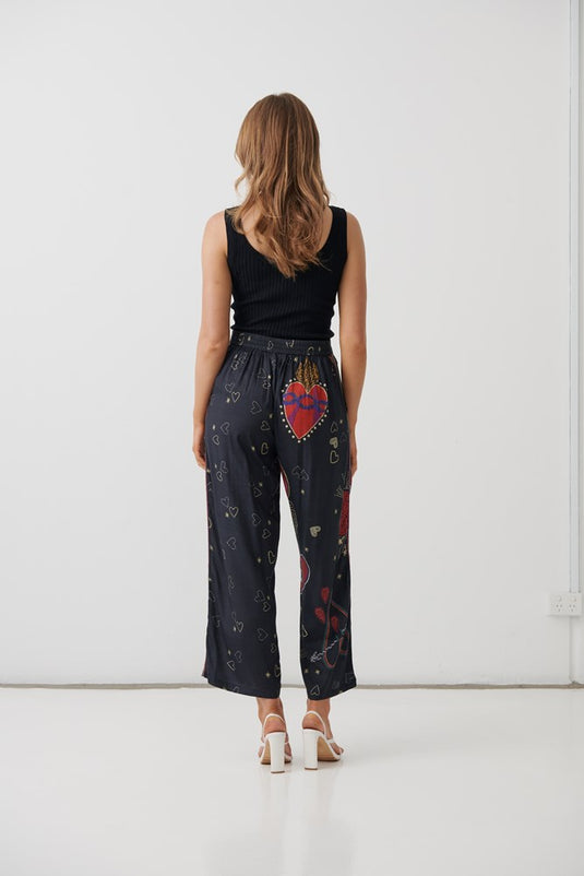 Holmes & Fallon Womens Mystic Hearts Print Pant with Side Trim