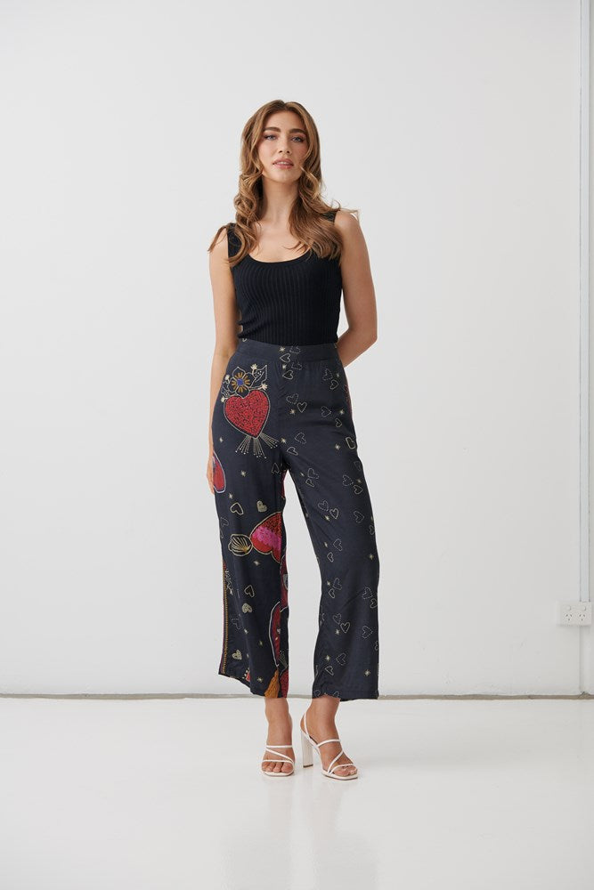 Load image into Gallery viewer, Holmes &amp; Fallon Womens Mystic Hearts Print Pant with Side Trim
