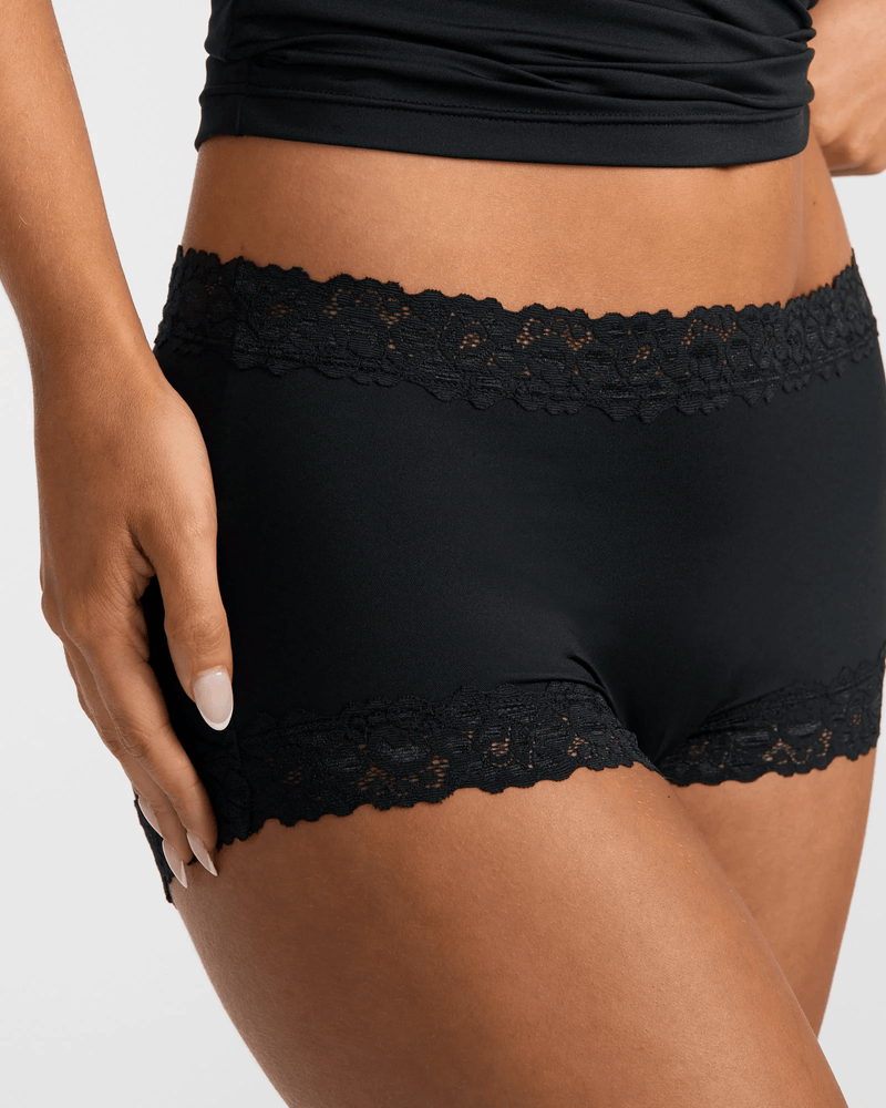 Load image into Gallery viewer, Jockey Womens Classic Parisienne Smooth Full Brief - Black
