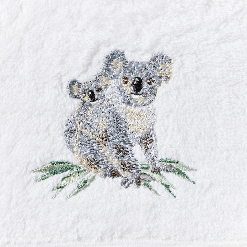 Load image into Gallery viewer, Pilbeam Koala Face Washer Set of 3 (2 Plain)
