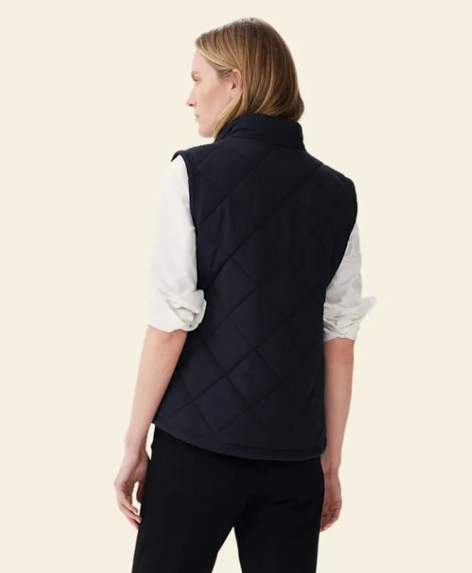 Load image into Gallery viewer, RM Williams Willipa Vest - Black
