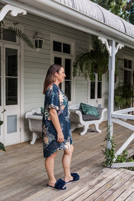 Akoya Signature Recovery Sleep Shirt - Country Bloom