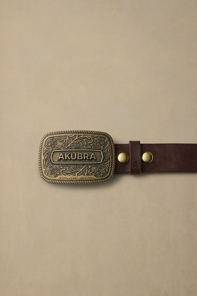 Load image into Gallery viewer, Akubra Legends Chocolate Brass Belt
