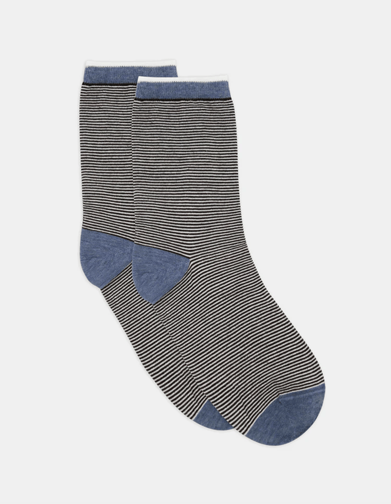 Load image into Gallery viewer, Levante Lina Fine Stripe Crew Sock
